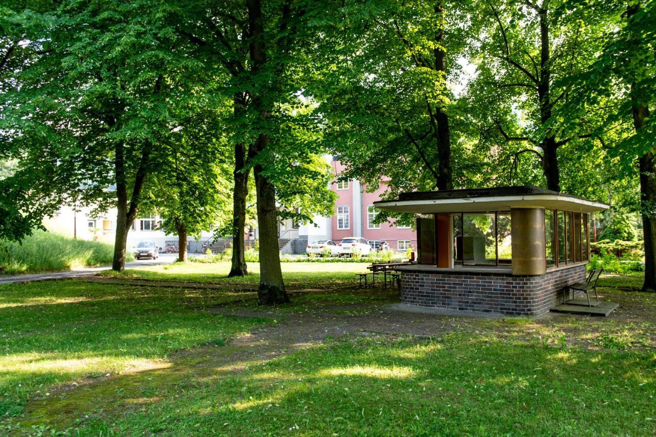 Haus Des Volkes - Das Bauhaushotel Probstzella Exterior photo