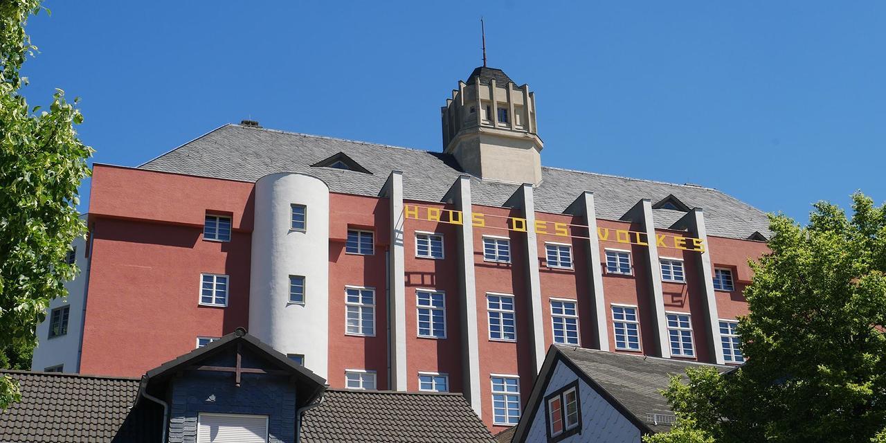 Haus Des Volkes - Das Bauhaushotel Probstzella Exterior photo